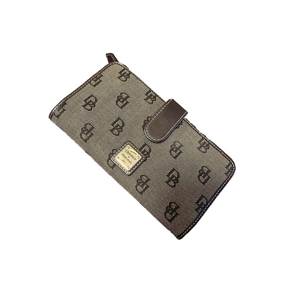 Dooney & Bourke Black/Gray Signature CANVAS WALLET Fullsize Snap - Picture 1 of 16